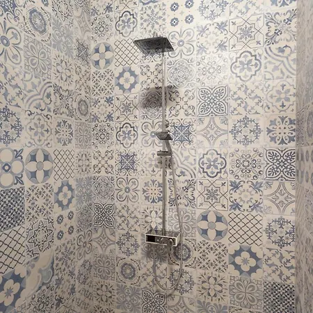 The Golden Gardens - R.q.c. The Hague