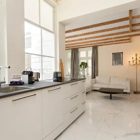 The Golden Gardens - R.q.c. * The Hague