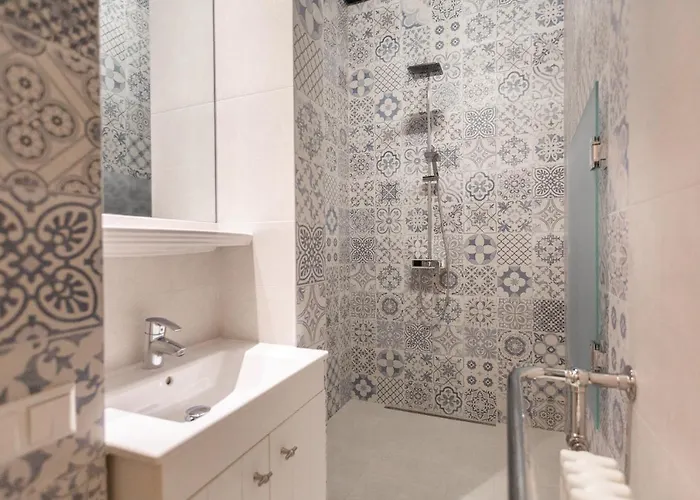 The Golden Gardens - R.q.c. * Haag