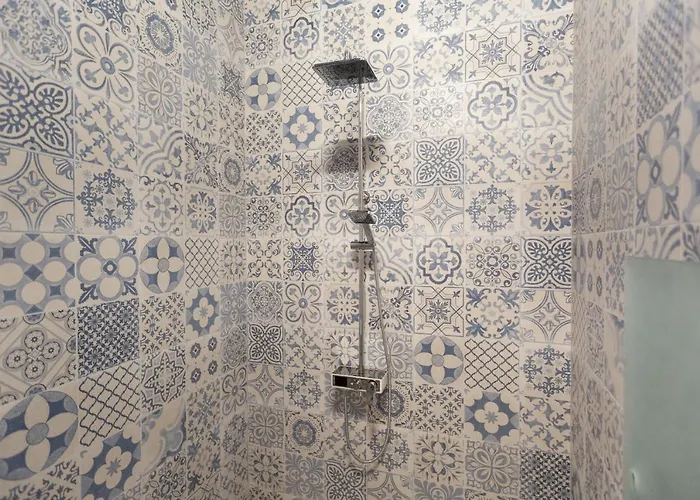 The Golden Gardens - R.q.c. Den Haag