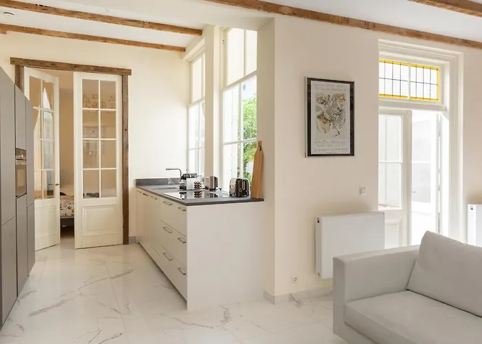 Apartment The Golden Gardens - R.q.c. Den Haag