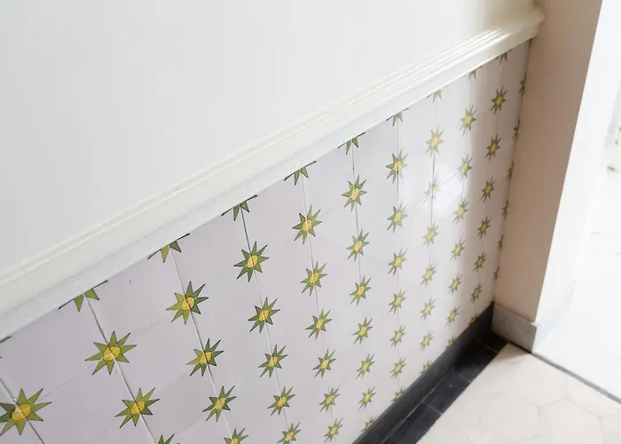 The Golden Gardens - R.q.c.