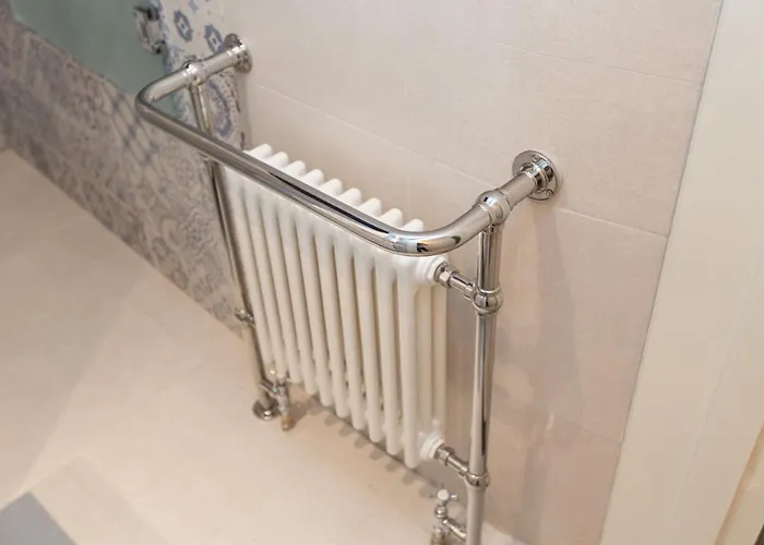 The Golden Gardens - R.q.c. Lahey