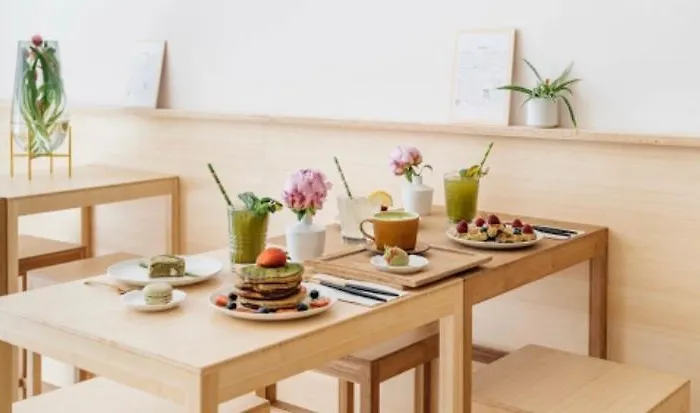 The Golden Gardens - R.q.c. Lahey